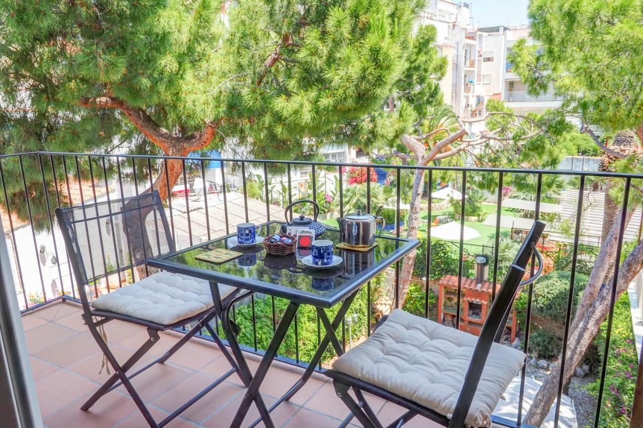 Montroig Zen Penthouse By Hello Homes Σίτζες Εξωτερικό φωτογραφία